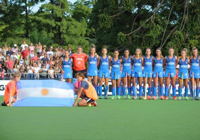 Las Leonas antes de jugar con Nueva Zelanda en Ciudad de Buenos Aires